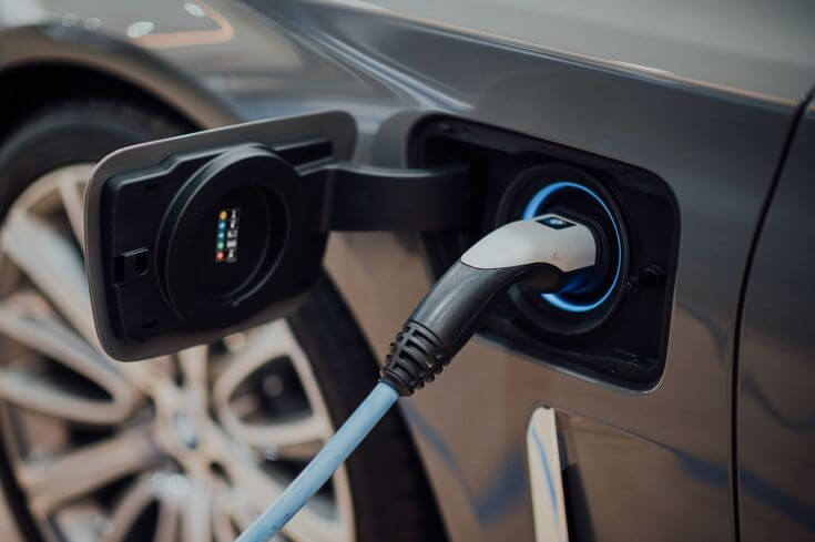 A Revolução dos Veículos Elétricos de Carga: Rumo a uma Logística Sustentável